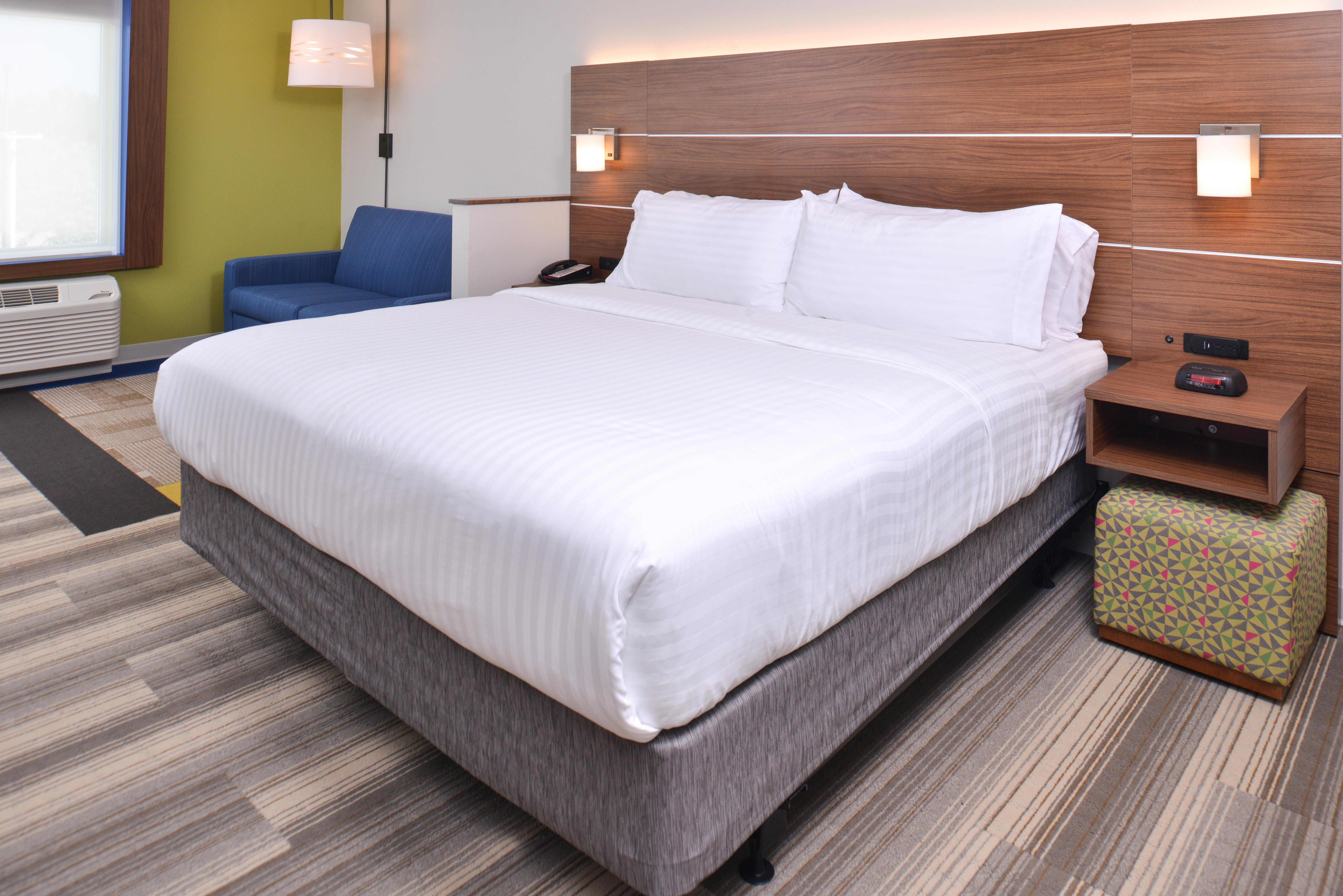 Holiday Inn Express & Suites Omaha Airport By Ihg Carter Lake Exterior foto